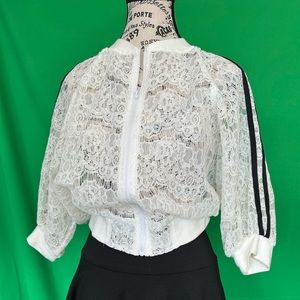 Abc Une Face Zip up White Lace 3/4 Sleeve Jacket. Tokyo Anime Kawaii Harajuku